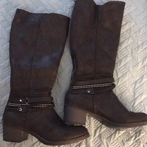 Black tall boots